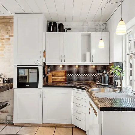 Atmospheric With And Garden Casa vacanze *